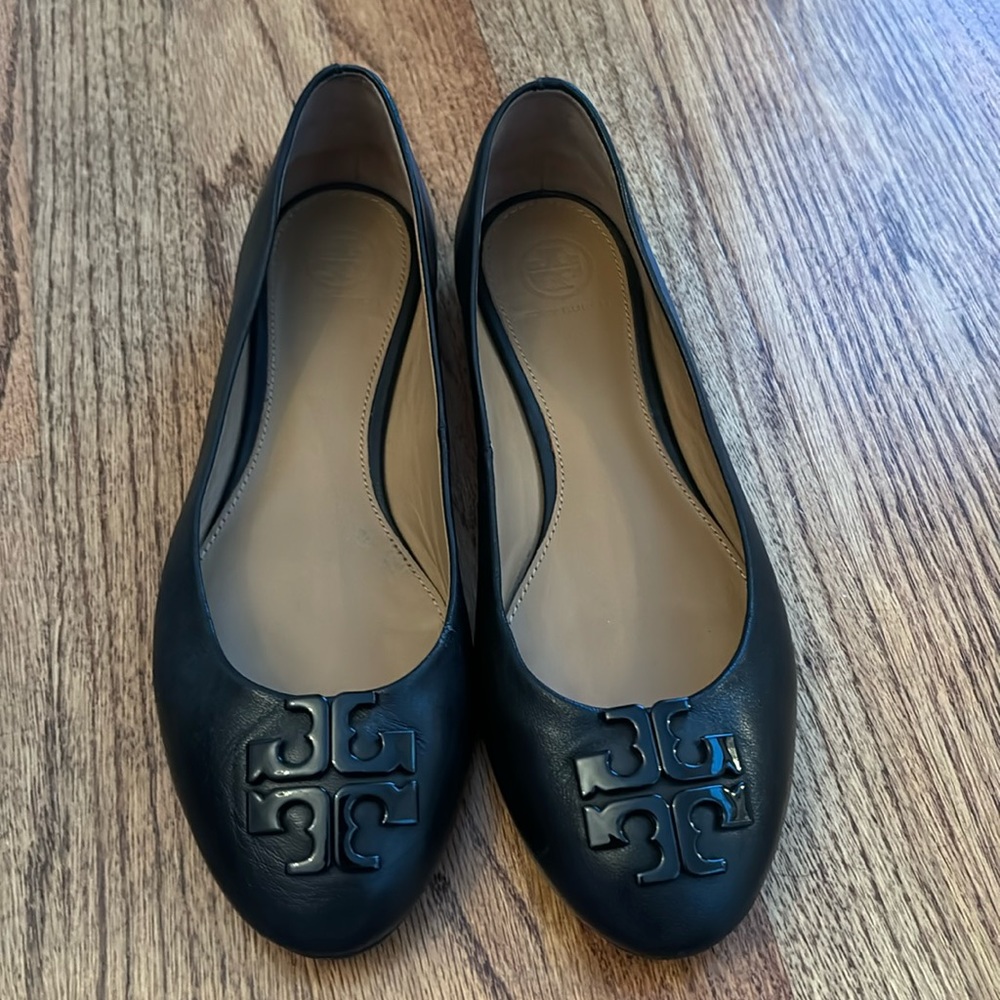 EUC Tory Burch Flats size 7